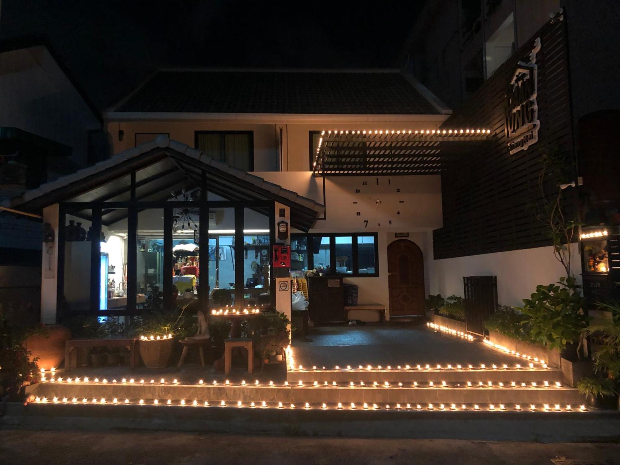 Auberge de jeunesse Baan Lung Poshtel à Chiang Mai Extérieur photo