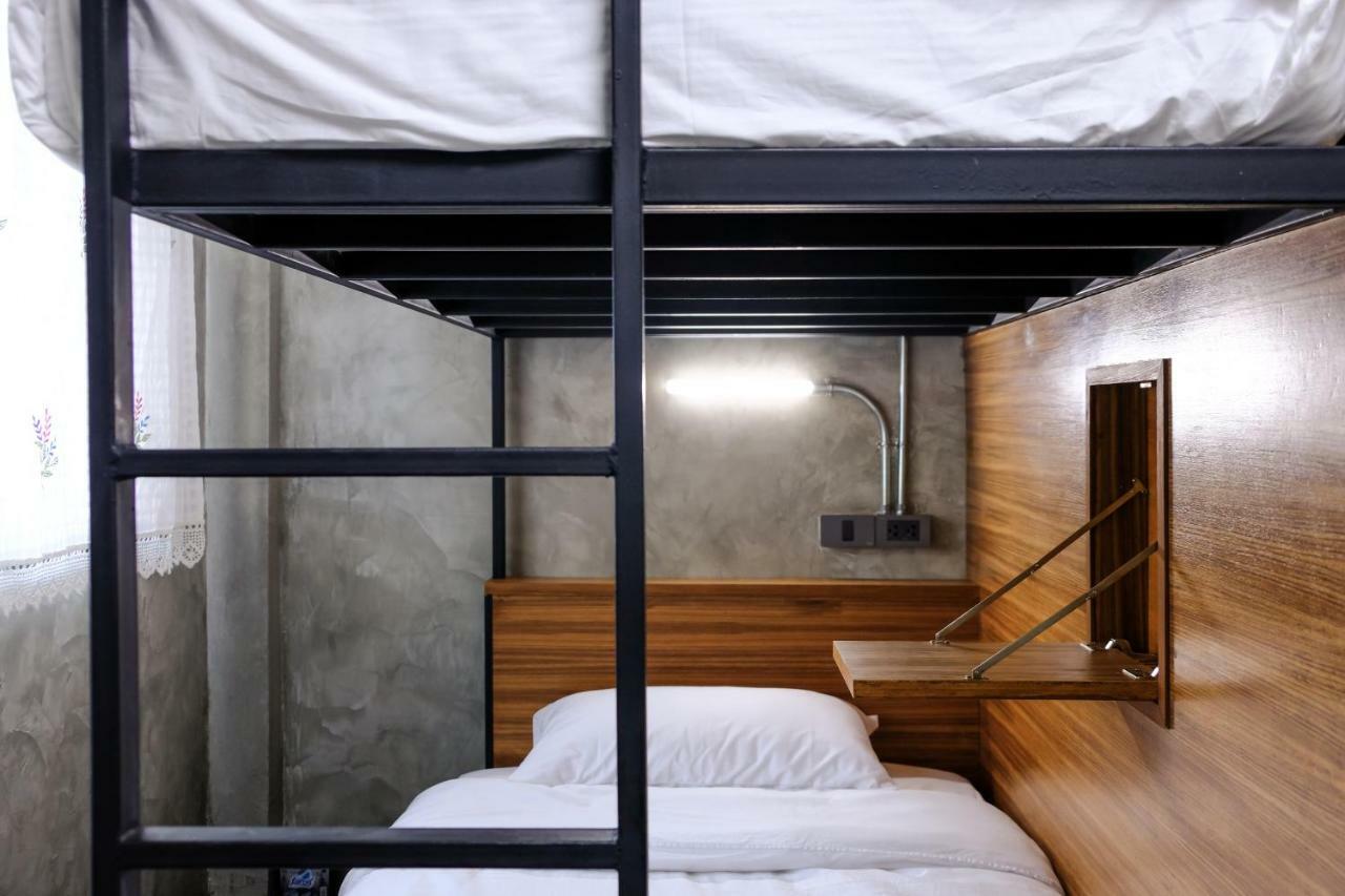 Auberge de jeunesse Baan Lung Poshtel à Chiang Mai Extérieur photo