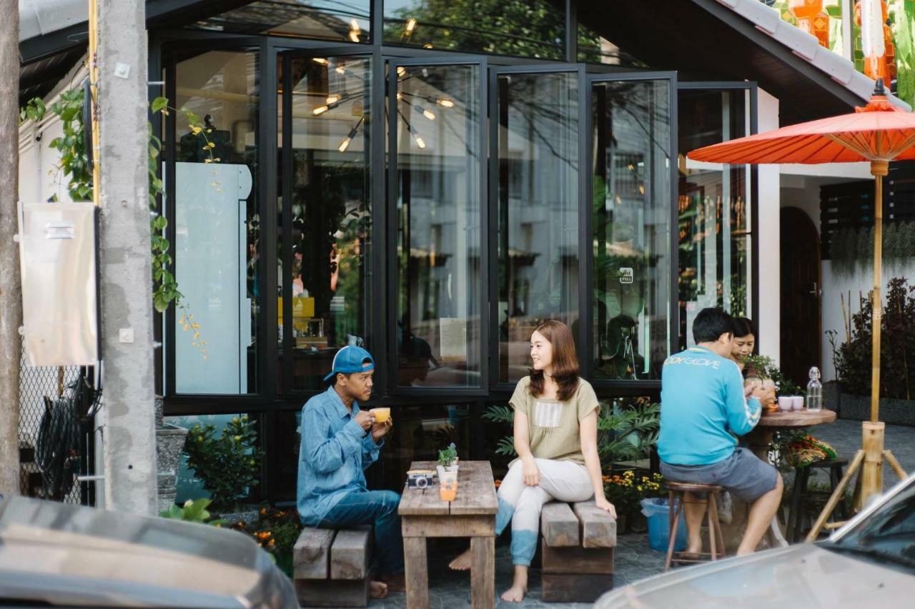 Auberge de jeunesse Baan Lung Poshtel à Chiang Mai Extérieur photo