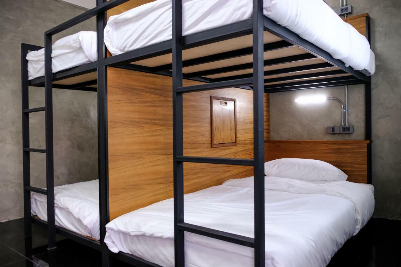 Auberge de jeunesse Baan Lung Poshtel à Chiang Mai Extérieur photo
